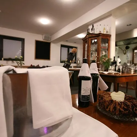 Drei Tuerme By Pferd Auf Wolke